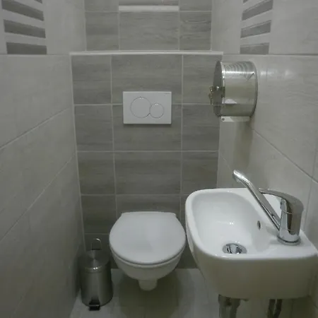 A&b Ubytovani Hostel