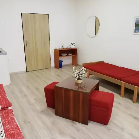 A&b Ubytovani Hostel *
